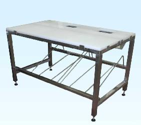 Working table for meat cutting